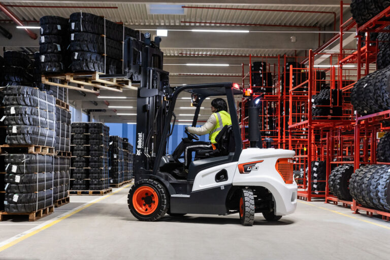 Photo Diesel Forklift D30NXS - application (4)